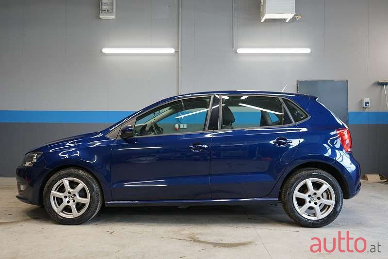 2012' Volkswagen Polo photo #2