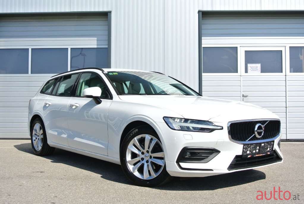 2018' Volvo V60 photo #5