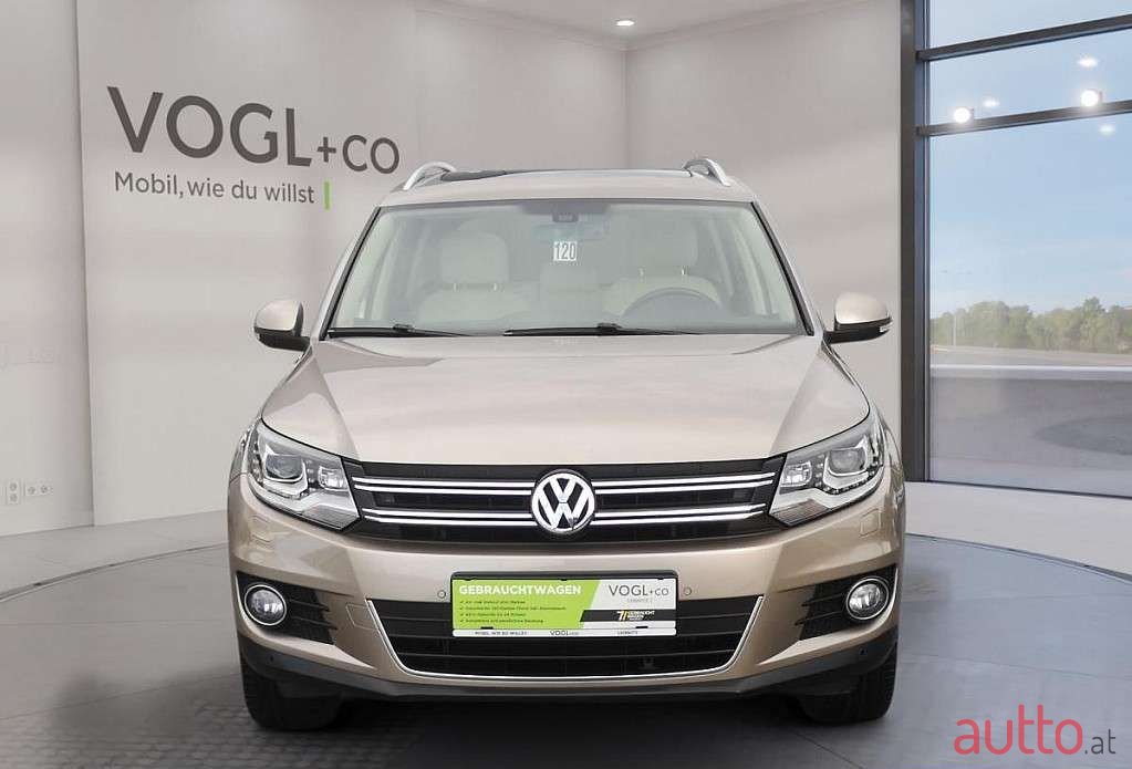 2014' Volkswagen Tiguan photo #4