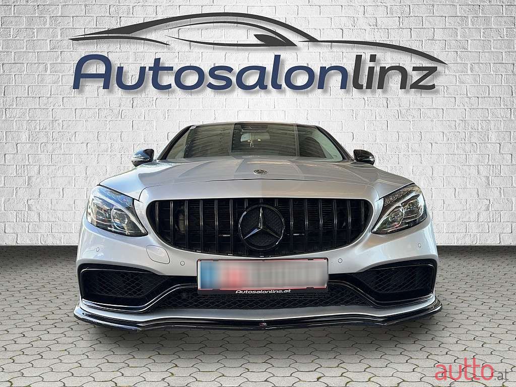 2017' Mercedes-Benz C-Klasse photo #1