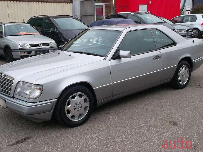 1995' Mercedes-Benz E-Klasse photo #1