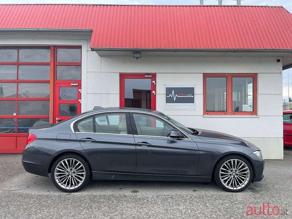 2012' BMW 3Er-Reihe photo #4