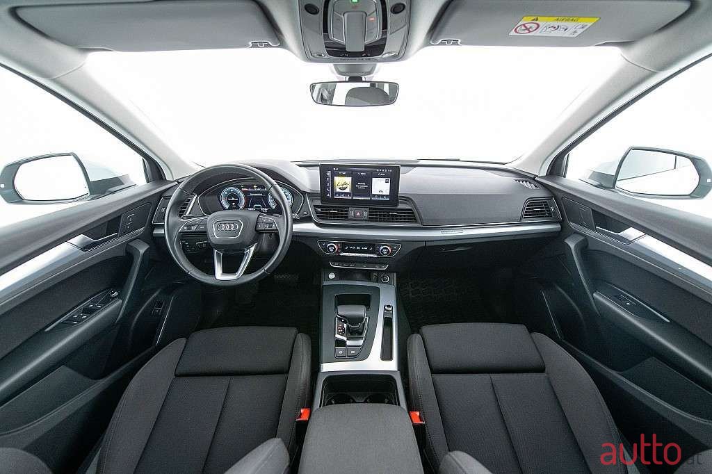 2022' Audi Q5 photo #5