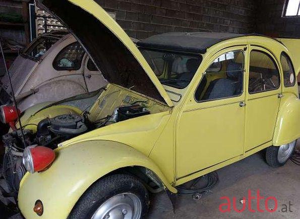 1985' Citroen 2 CV photo #2