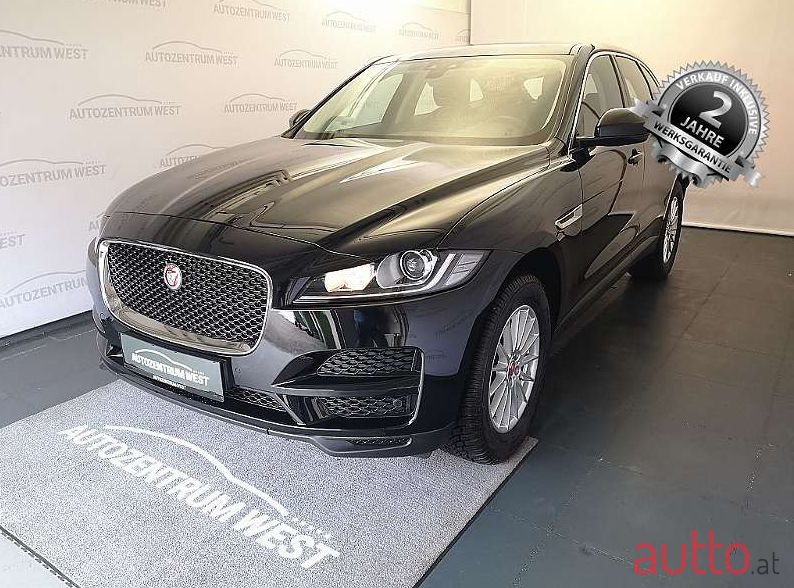 2019' Jaguar F-Pace photo #1