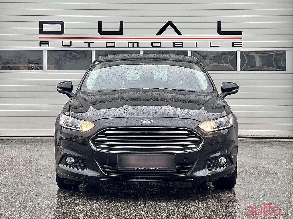 2015' Ford Mondeo photo #5