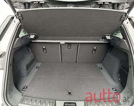 2022' Land Rover Range Rover Evoque photo #3