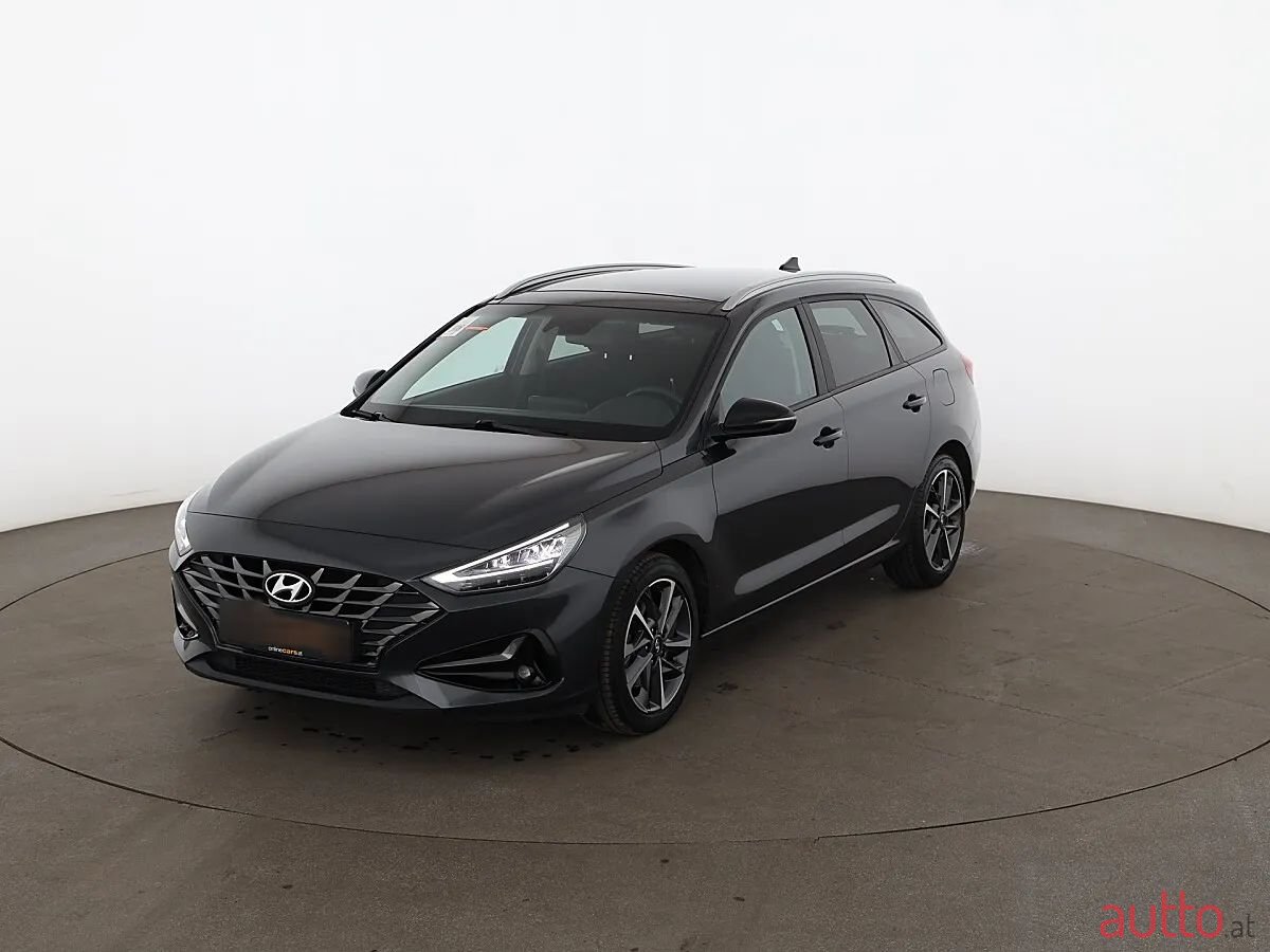 2022' Hyundai i30 photo #1