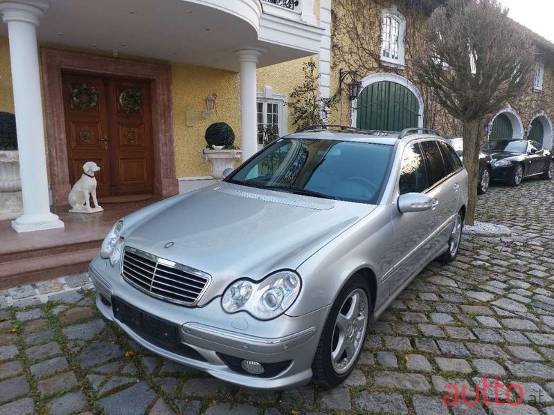 2001' Mercedes-Benz C-Klasse photo #2