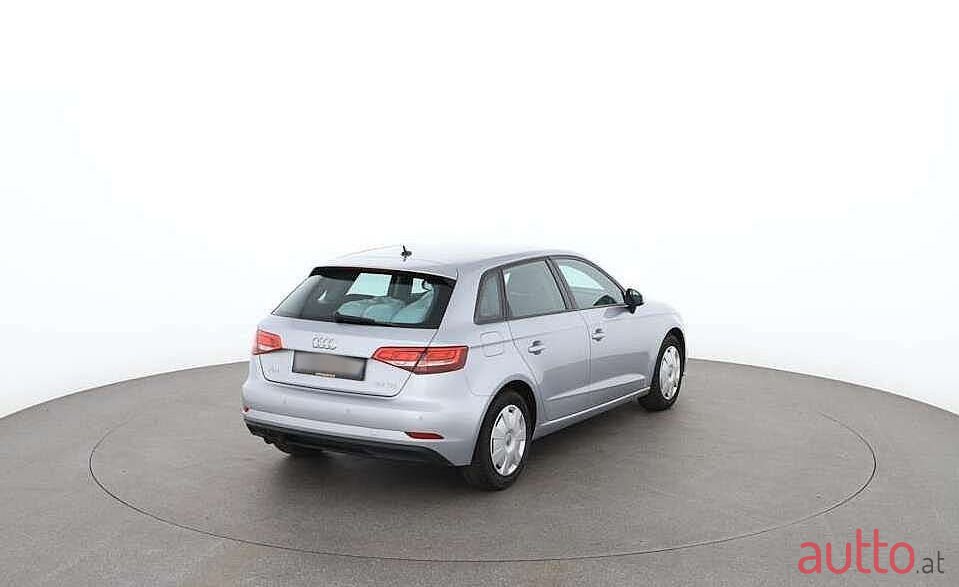 2019' Audi A3 photo #3