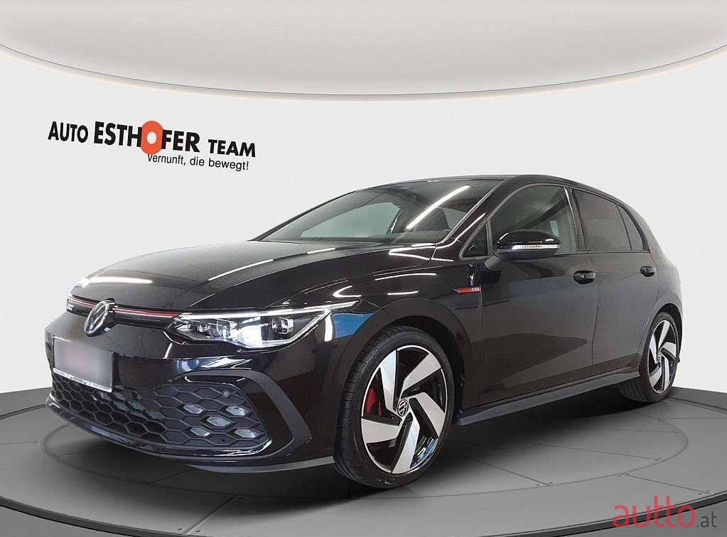 2021' Volkswagen Golf photo #1