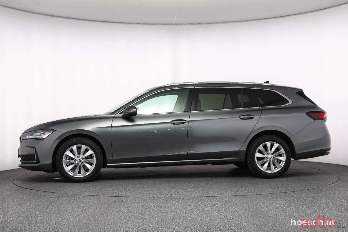 2024' Skoda Superb photo #3