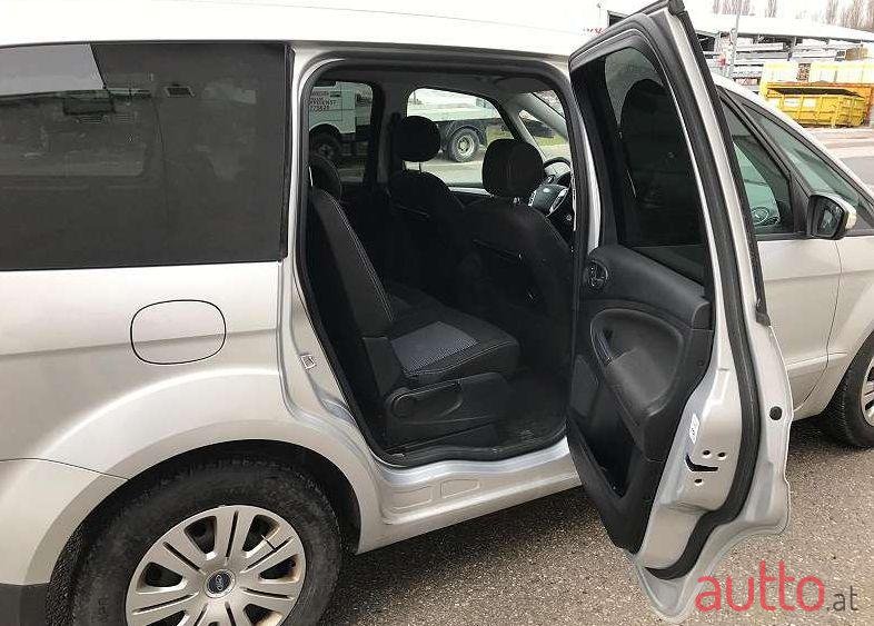 2014' Ford Galaxy photo #3