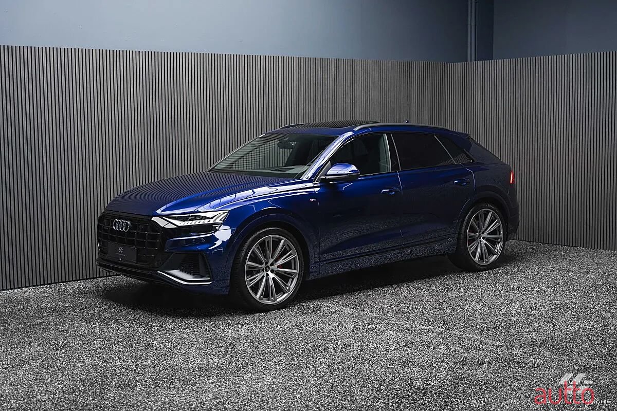 2020' Audi Q8 photo #1