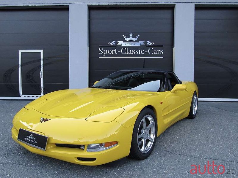 2002' Chevrolet Corvette photo #2