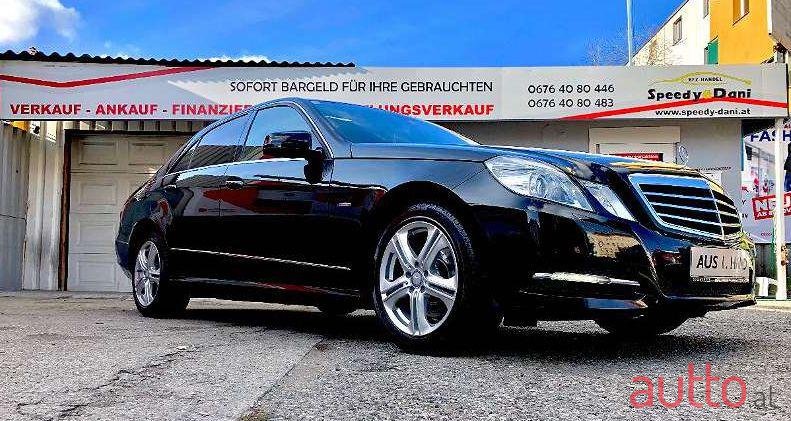 2012' Mercedes-Benz E-Klasse photo #2