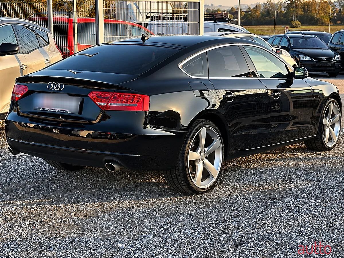 2010' Audi A5 photo #6