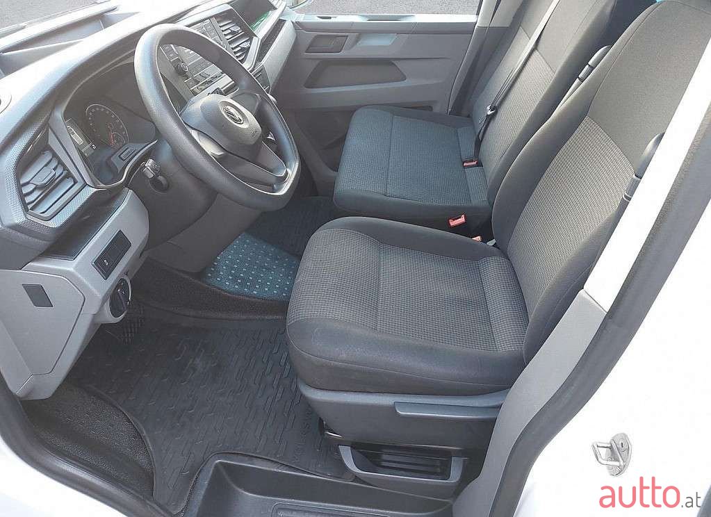 2020' Volkswagen T6 photo #6