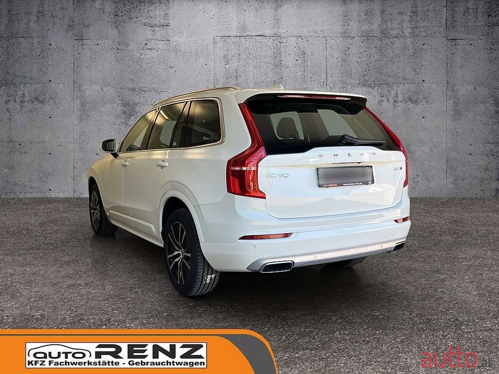 2021' Volvo XC90 photo #5