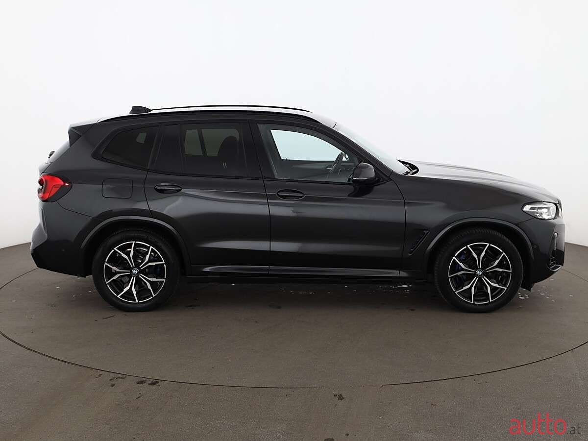 2023' BMW X3 photo #3