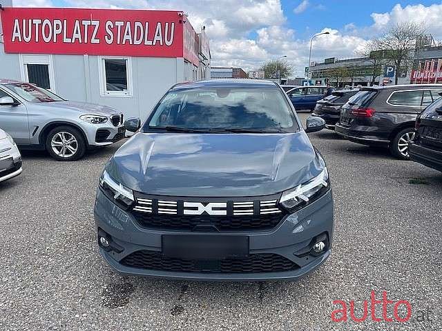 2024' Dacia Logan photo #3