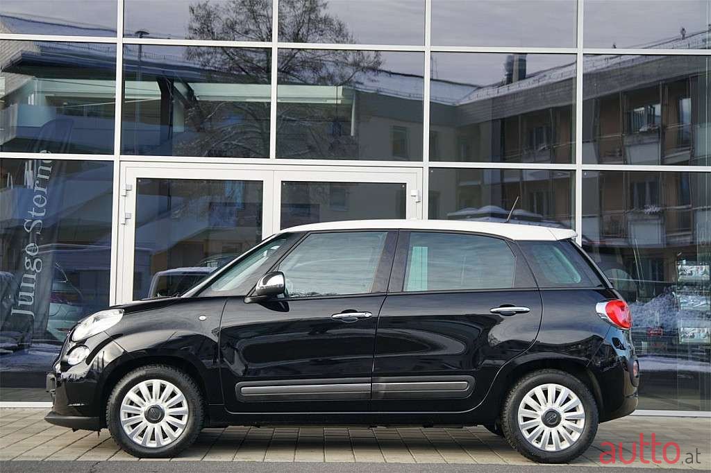 2018' Fiat 500L photo #2