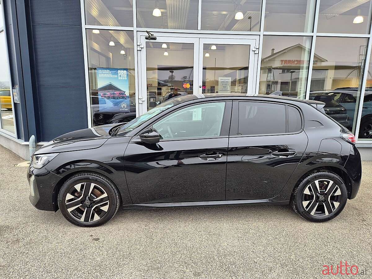 2024' Peugeot 208 photo #3