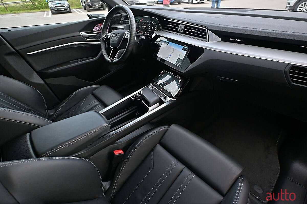 2023' Audi e-tron photo #4