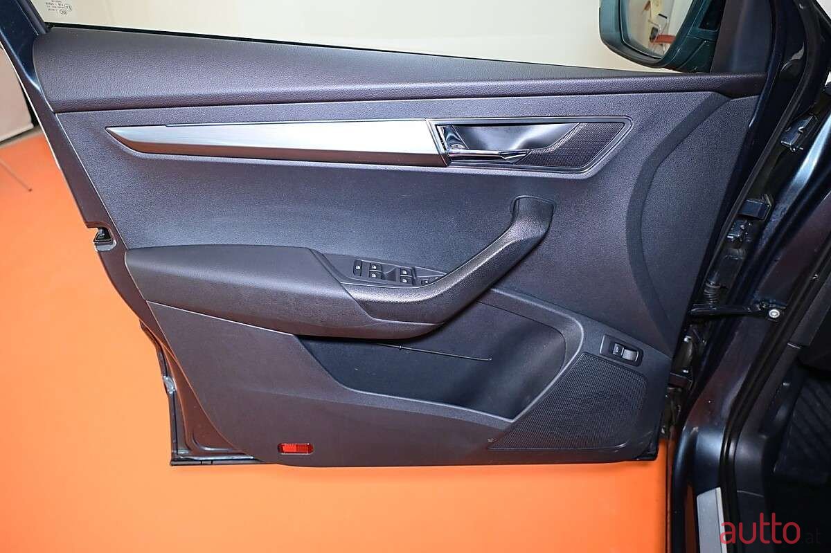 2021' Skoda Karoq photo #5