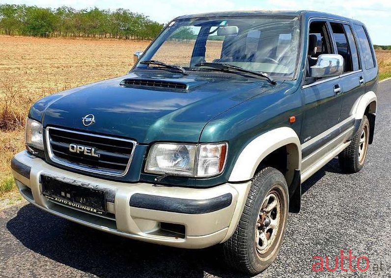 1998' Opel Monterey photo #1