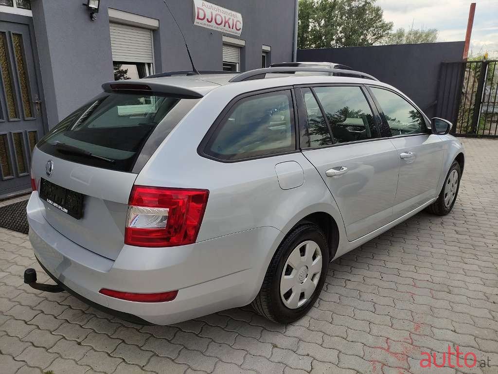 2014' Skoda Octavia photo #5