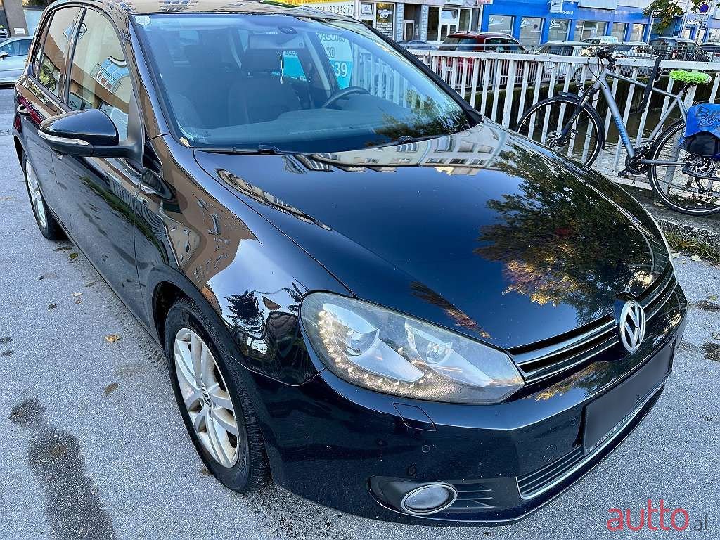 2012' Volkswagen Golf photo #3