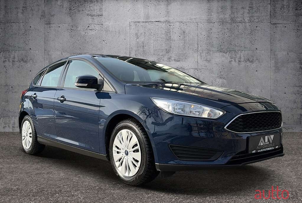 2017' Ford Focus photo #1