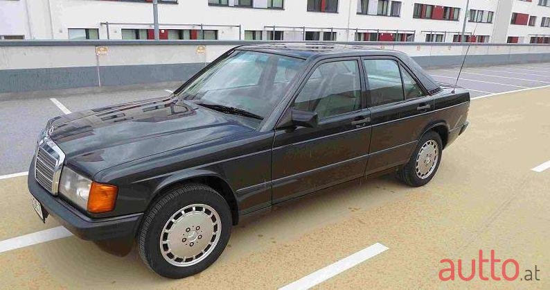 1988' Mercedes-Benz 190 photo #1