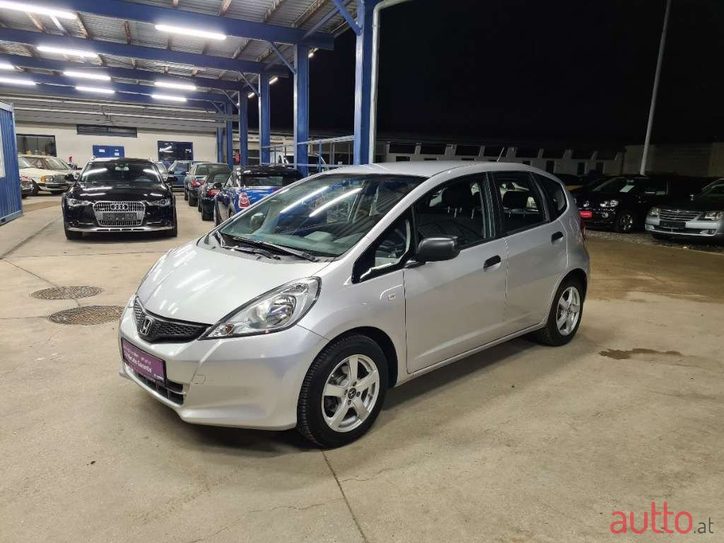 2015' Honda Jazz photo #1