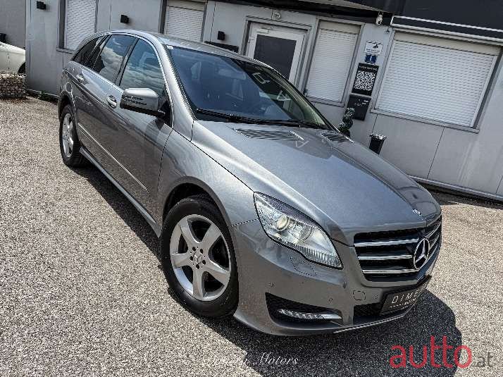 2012' Mercedes-Benz R-Klasse photo #5