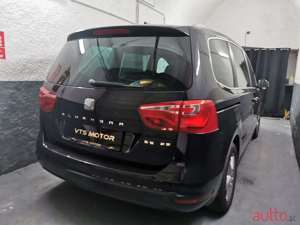 2012' SEAT Alhambra photo #5
