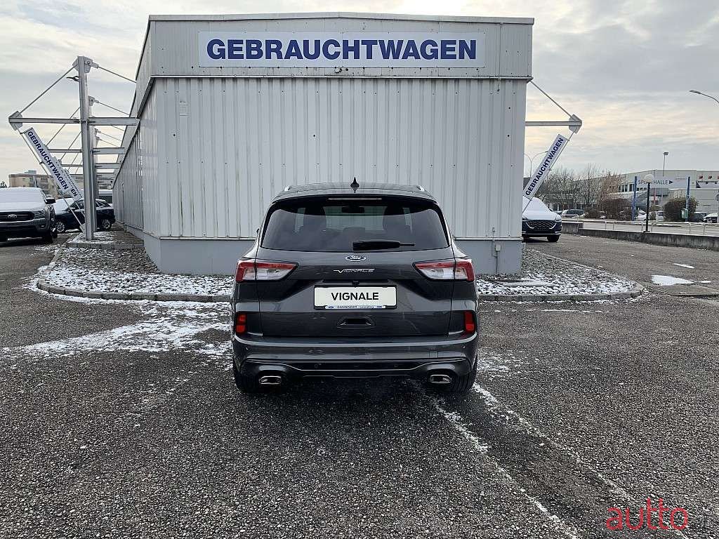 2022' Ford Kuga photo #5