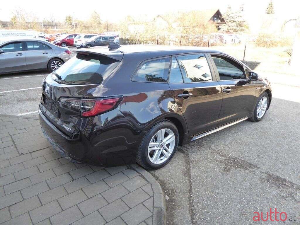 2021' Toyota Corolla photo #5