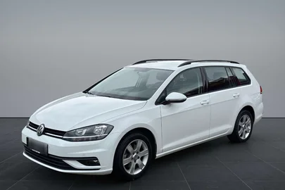 2018' Volkswagen Golf