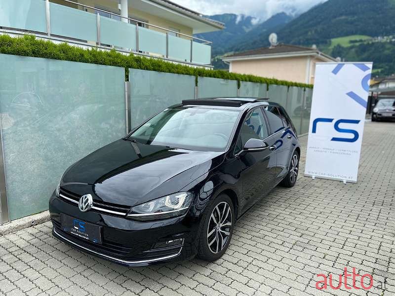 2013' Volkswagen Golf photo #1