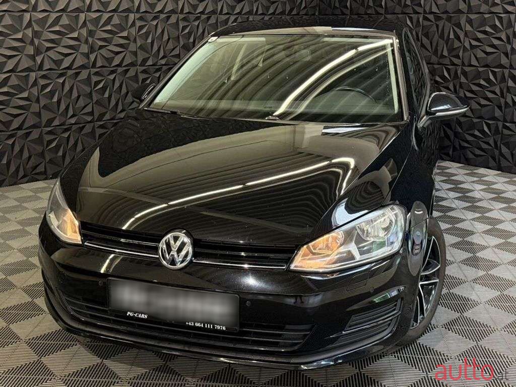 2013' Volkswagen Golf photo #4