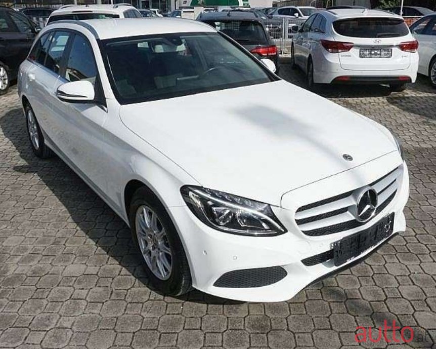 2018' Mercedes-Benz C-Class photo #1