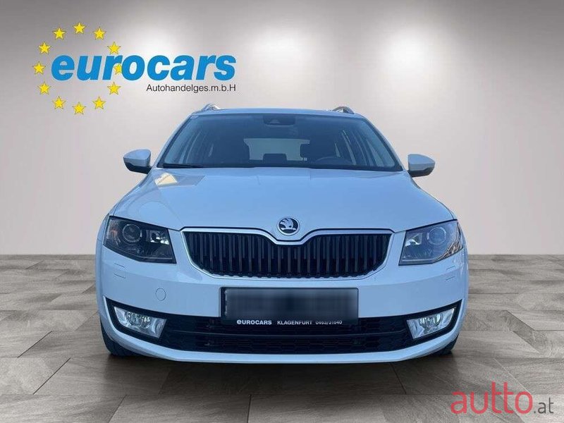 2014' Skoda Octavia photo #2