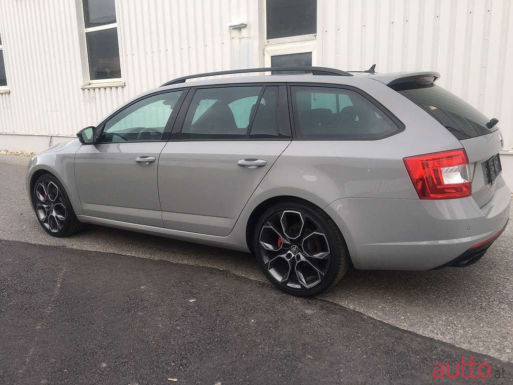 2017' Skoda Octavia photo #3
