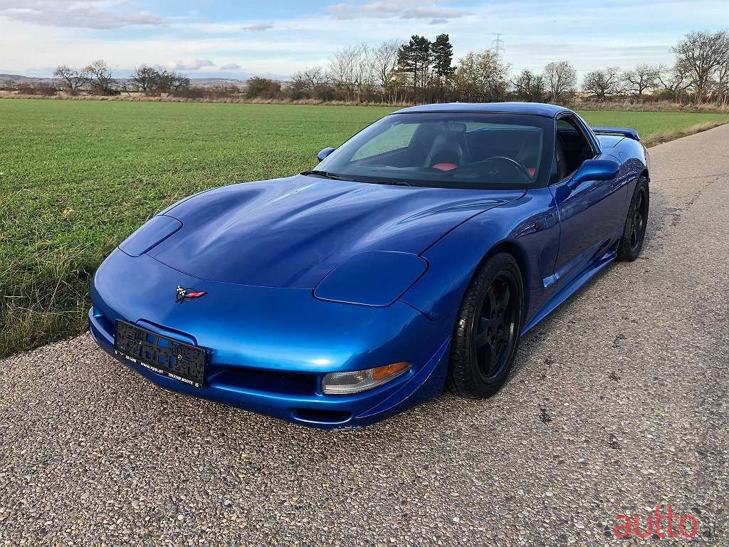 2000' Chevrolet Corvette photo #1