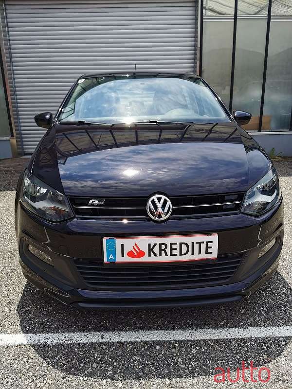 2013' Volkswagen Polo photo #3