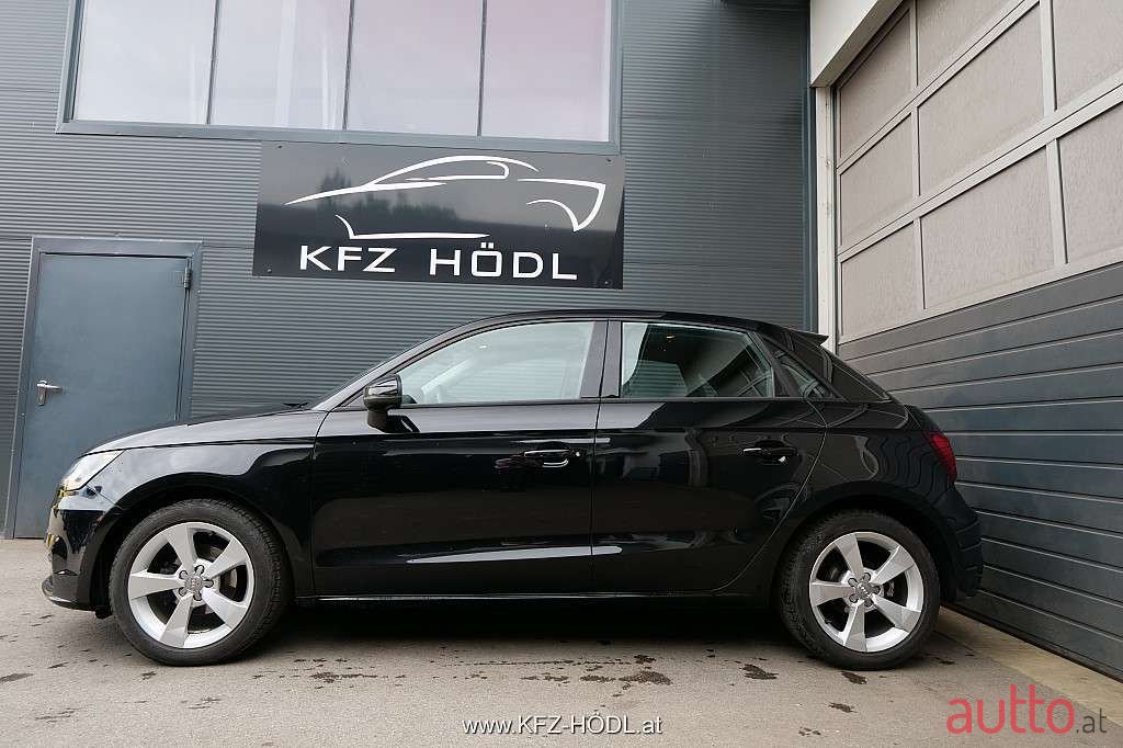 2016' Audi A1 photo #6