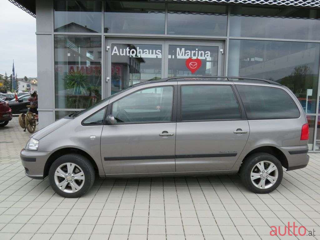2008' SEAT Alhambra photo #2
