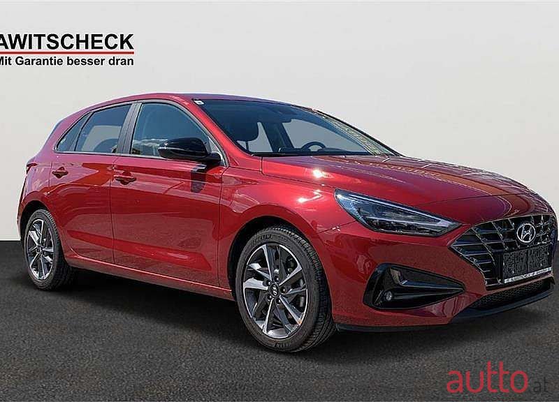 2022' Hyundai i30 photo #6
